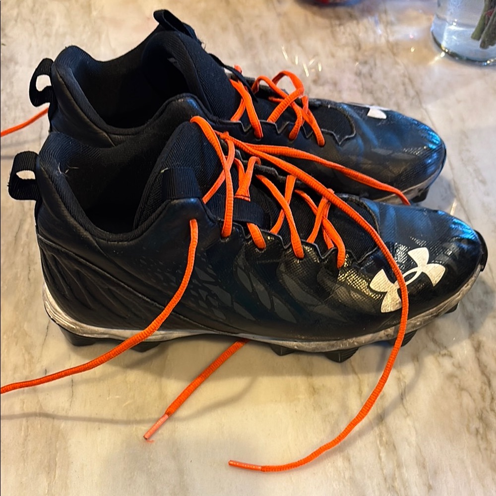 Under Armour Football Cleats size 8.5